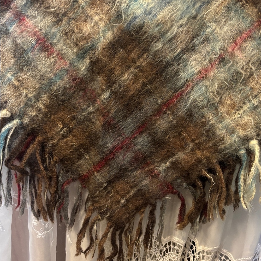 Vintage Glen Cree Scottish Mohair Plaid Wool Shawl Scarf - Picture 4 of 8